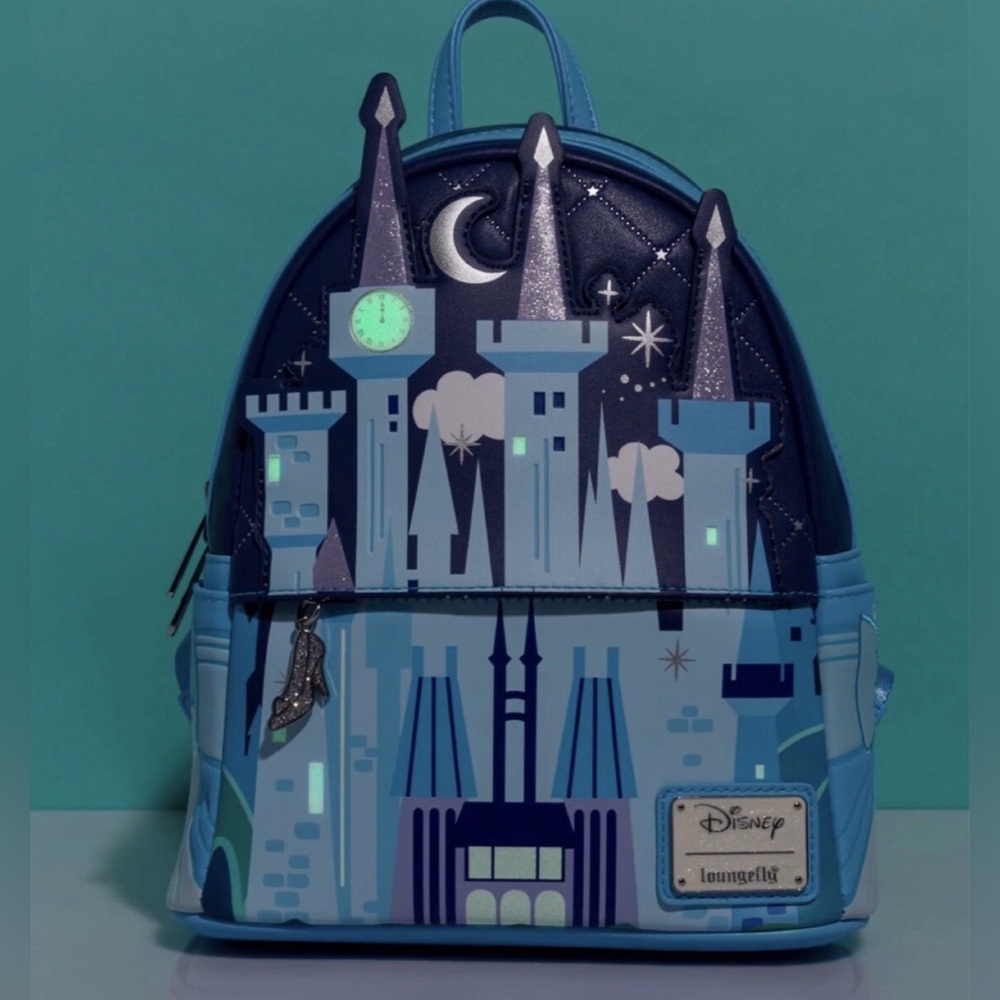 Loungefly Cinderella Castle Glow Mini Backpack NWOT - Picture 10 of 12